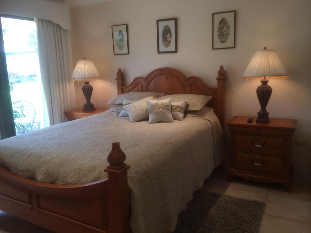 Nivalis Bed And Breakfast Herne Hill Стая снимка
