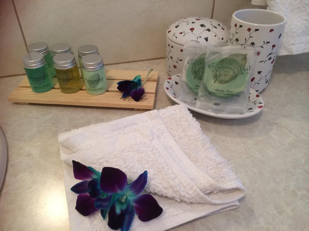 Nivalis Bed And Breakfast Herne Hill Стая снимка